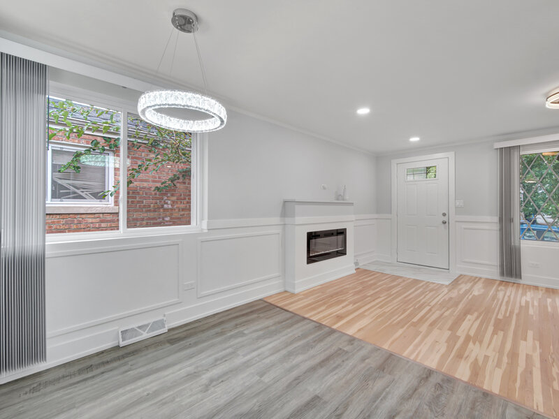 1146 E 90th Street Chicago IL 60619