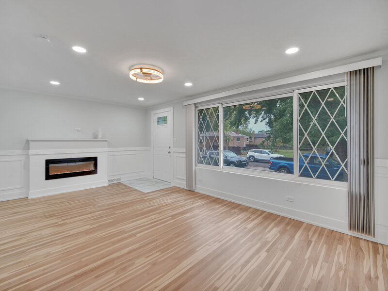 1146 E 90th Street Chicago IL 60619