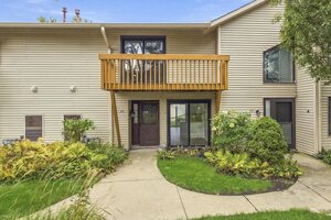 Photo of 43 Constitution Court Vernon Hills IL 60061 Unit 43