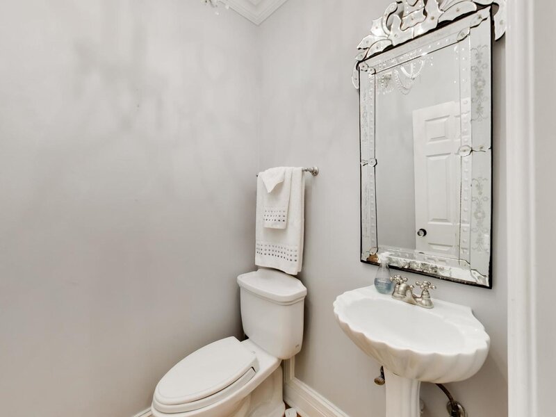 1865 Admiral Court Glenview IL 60026