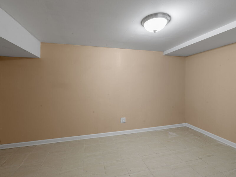 939 N Sleight Street Naperville IL 60563