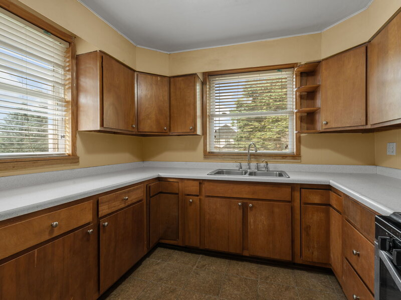 939 N Sleight Street Naperville IL 60563