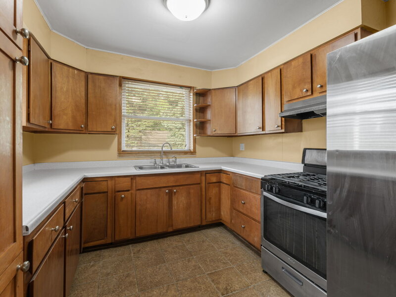 939 N Sleight Street Naperville IL 60563