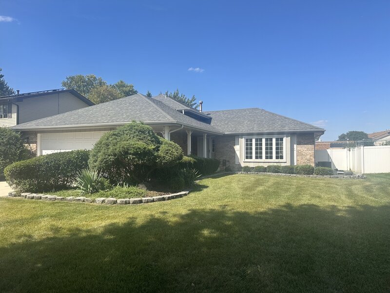 6828 Westview Drive Oak Forest IL 60452