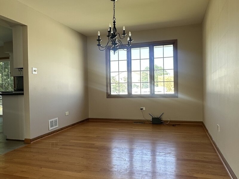 6828 Westview Drive Oak Forest IL 60452