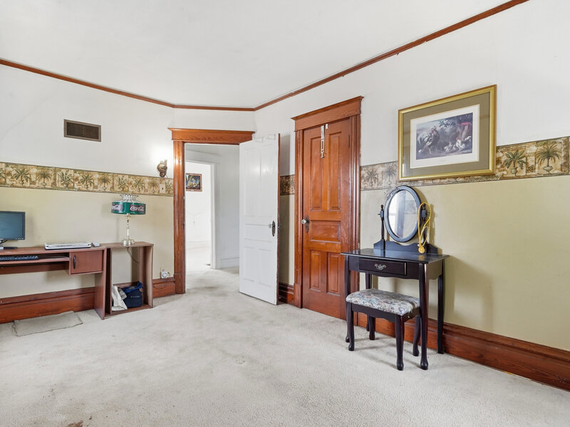 702 North Avenue Waukegan IL 60085