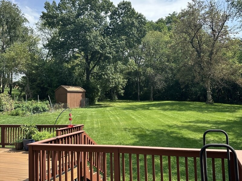 26165 N Greenbriar Court Lake Barrington IL 60084
