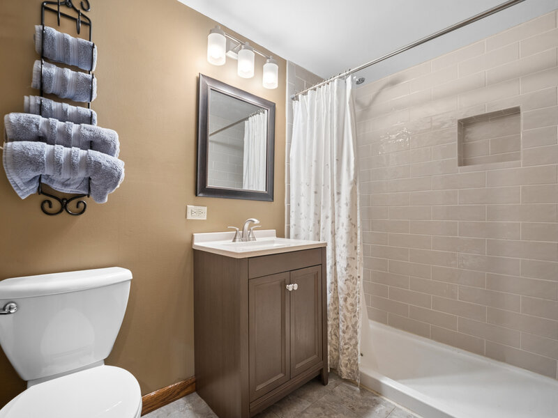 26165 N Greenbriar Court Lake Barrington IL 60084