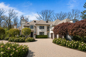 Photo of 1970 Windridge Drive Lake Forest IL 60045