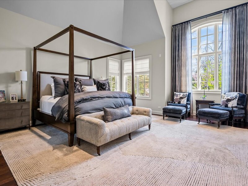 1970 Windridge Drive Lake Forest IL 60045