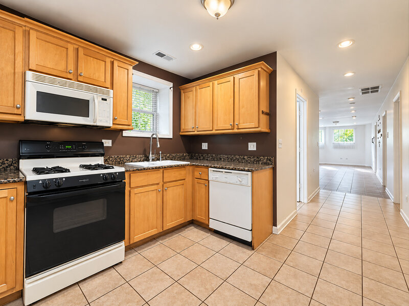 1229 N Austin Boulevard Chicago IL 60651