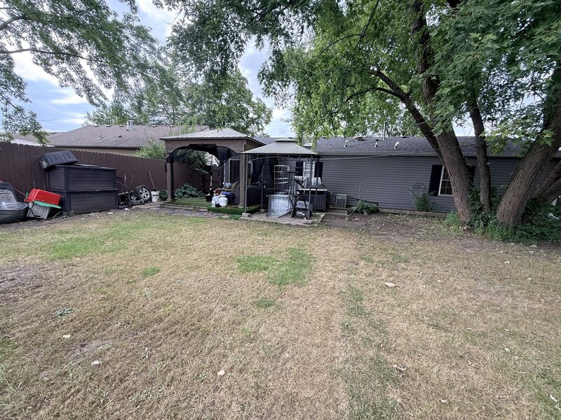 525 Laurel Avenue Romeoville IL 60446