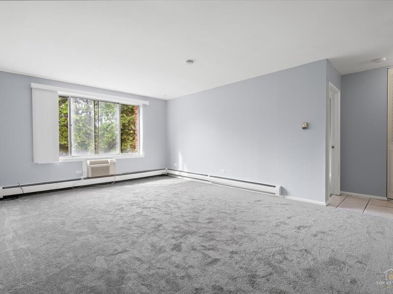 1500 Robin Circle Hoffman Estates IL 60169