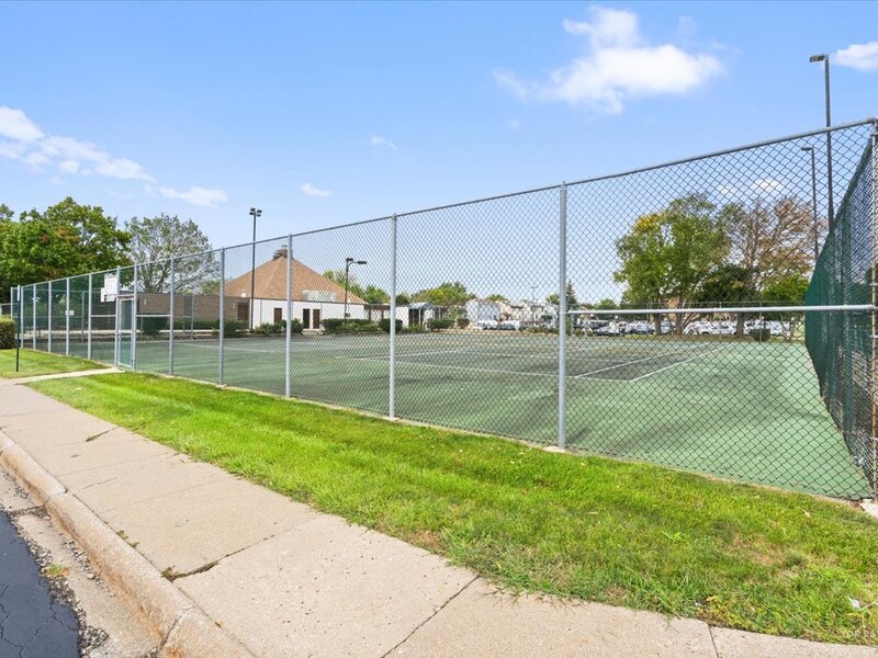 1500 Robin Circle Hoffman Estates IL 60169