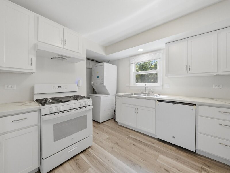 9 Arrowhead Court Park Forest IL 60466