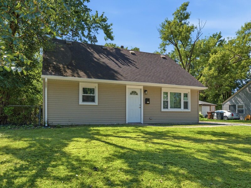 9 Arrowhead Court Park Forest IL 60466