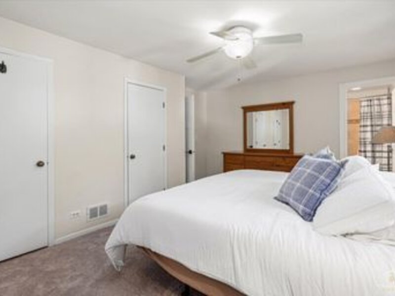 1434 Coral Reef Way Lake Zurich IL 60047