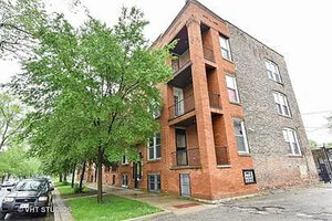 Photo of 1419 E 68th Street Chicago IL 60637 Unit 2