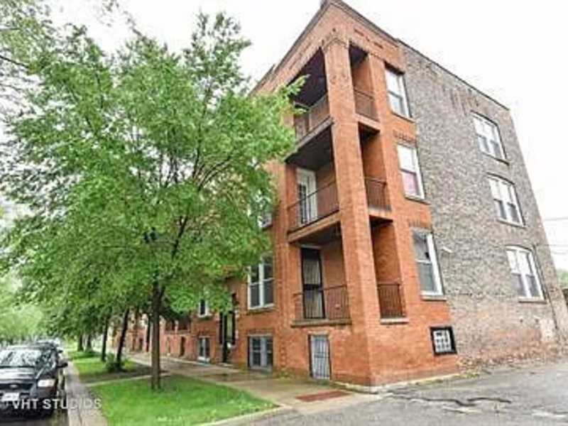 1419 E 68th Street Chicago IL 60637