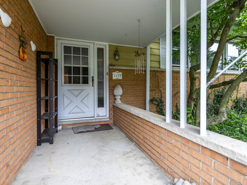 1177 Meadow Lane Elgin IL 60123