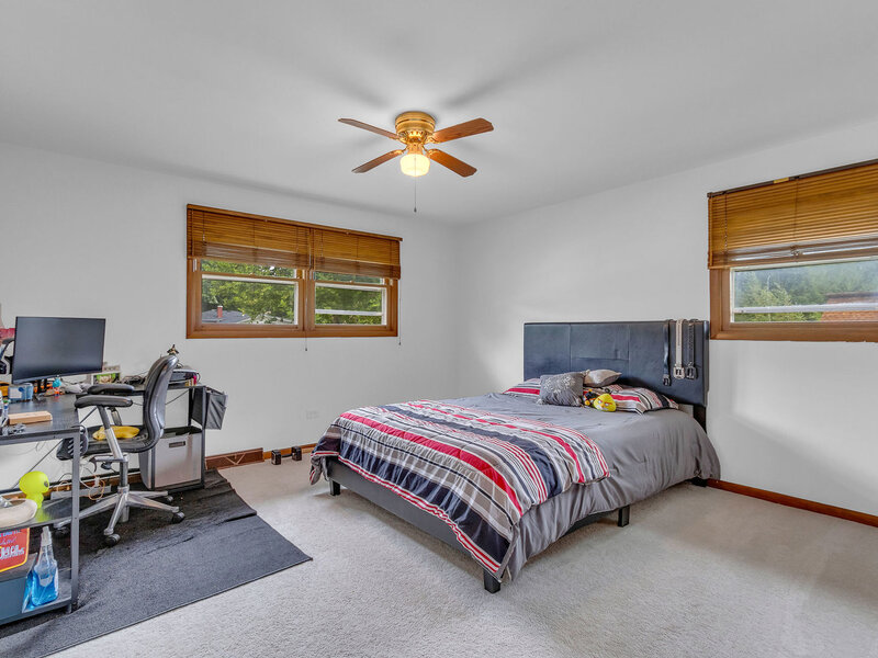 1177 Meadow Lane Elgin IL 60123