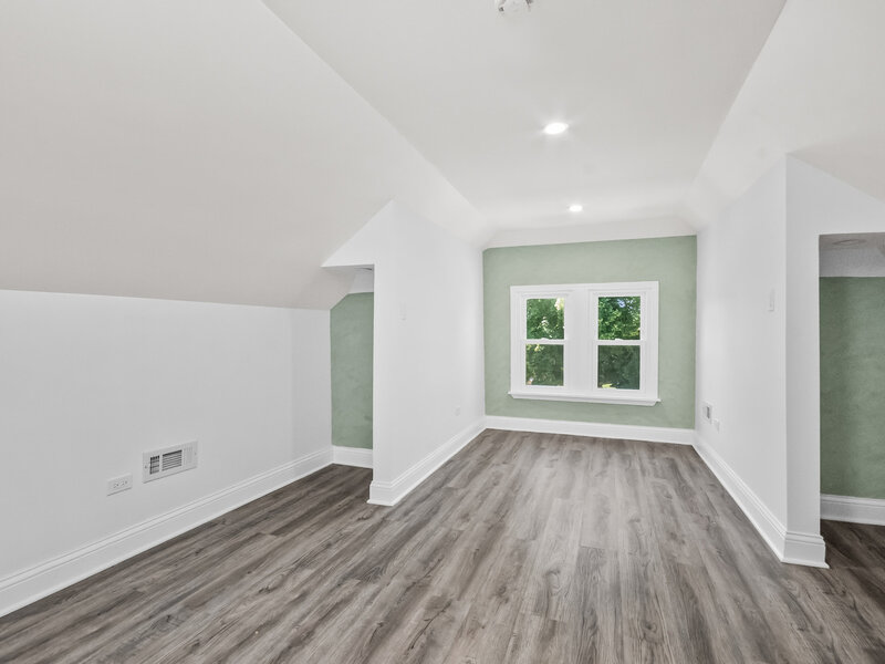 8915 S Racine Avenue Chicago IL 60620