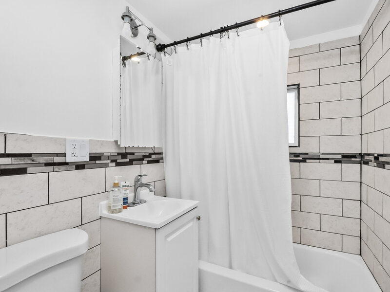 8915 S Racine Avenue Chicago IL 60620