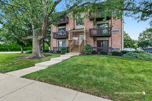 Photo of 271 12th Street Wheeling IL 60090