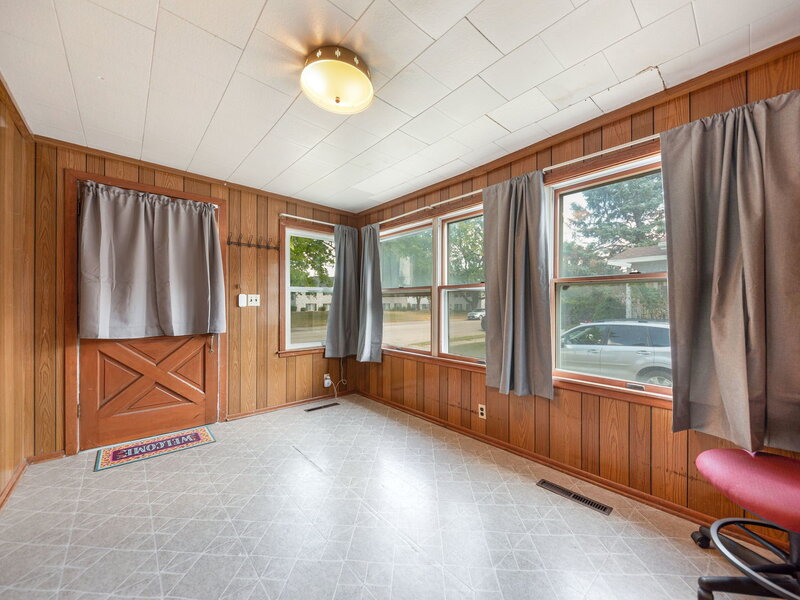 550 W Henry Street Kankakee IL 60901