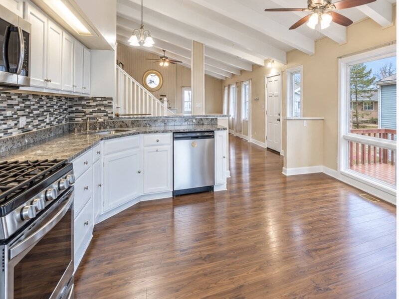 204 Anna Street North Aurora IL 60542