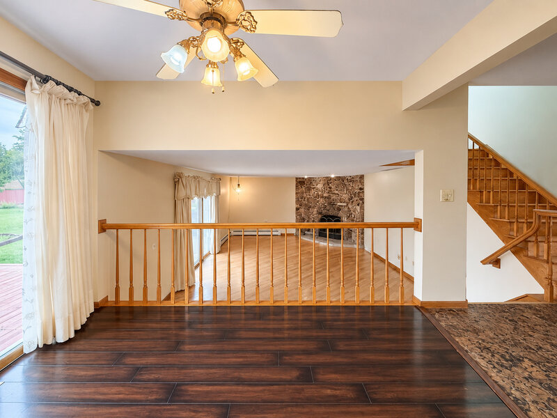 1428 Roslyn Road Schaumburg IL 60193