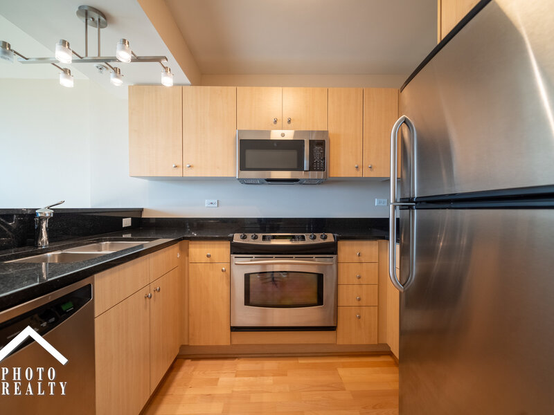 1640 Maple Avenue Evanston IL 60201