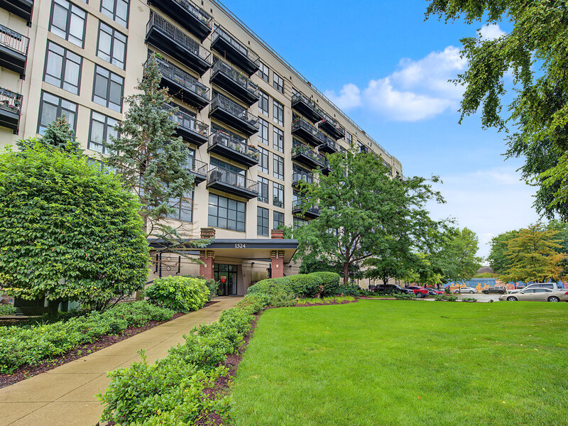 1524 S Sangamon Street Chicago IL 60608