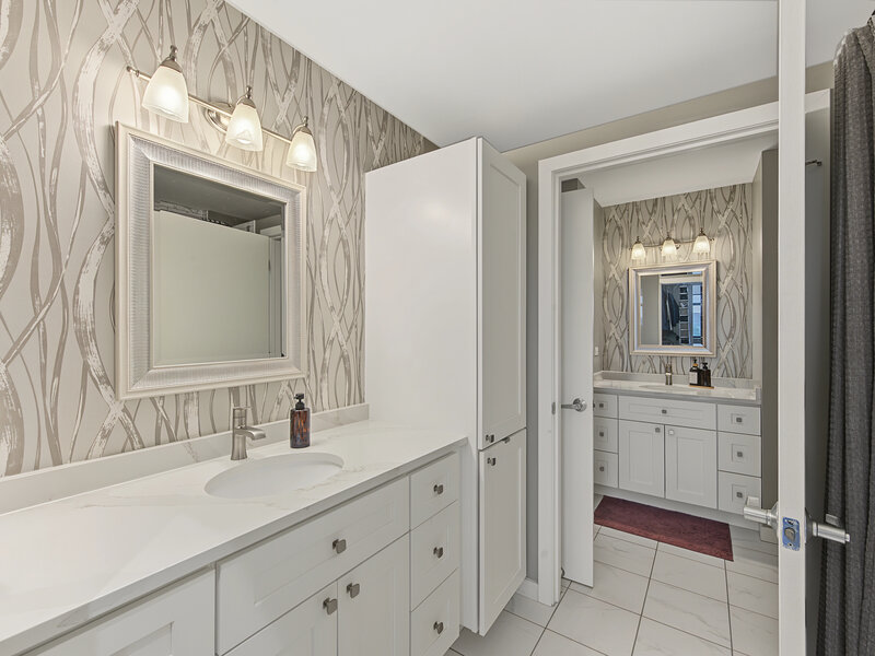 1524 S Sangamon Street Chicago IL 60608