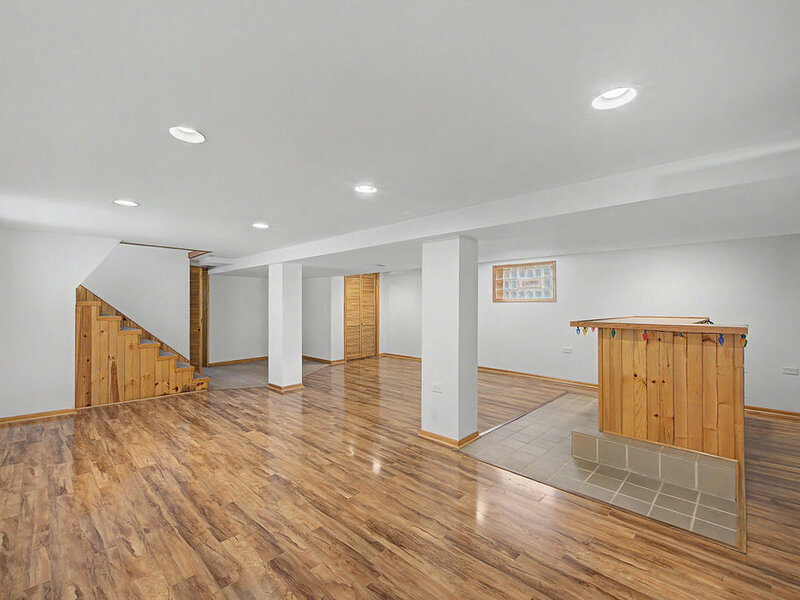 11011 S Avenue L Chicago IL 60617