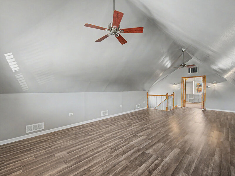 11011 S Avenue L Chicago IL 60617