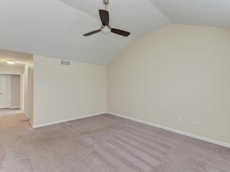 1993 Eagle Drive Morris IL 60450