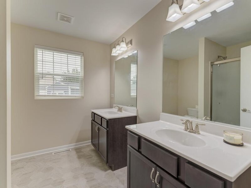 1993 Eagle Drive Morris IL 60450