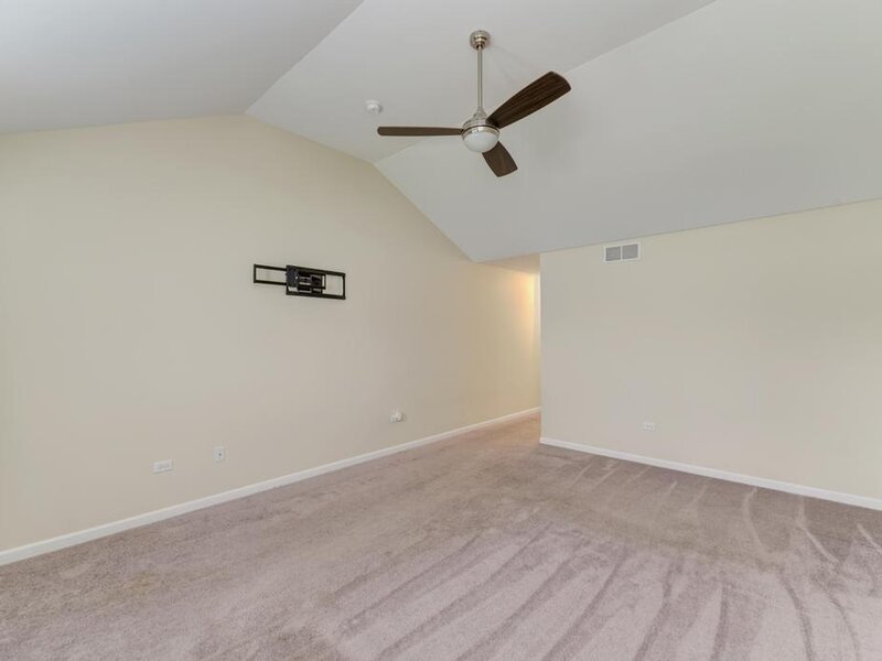 1993 Eagle Drive Morris IL 60450