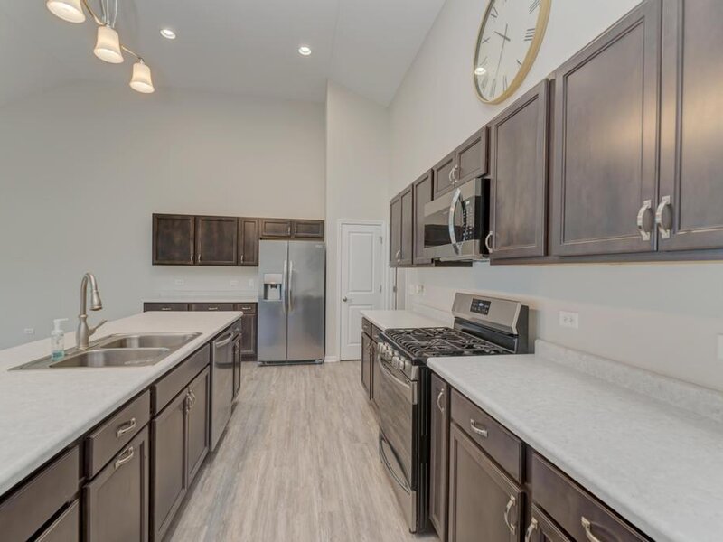 1993 Eagle Drive Morris IL 60450