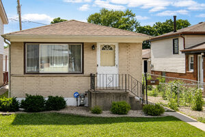 Photo of 13024 S Burley Avenue Chicago IL 60633