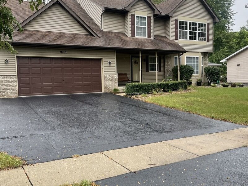 908 Addleman Street Joliet IL 60431