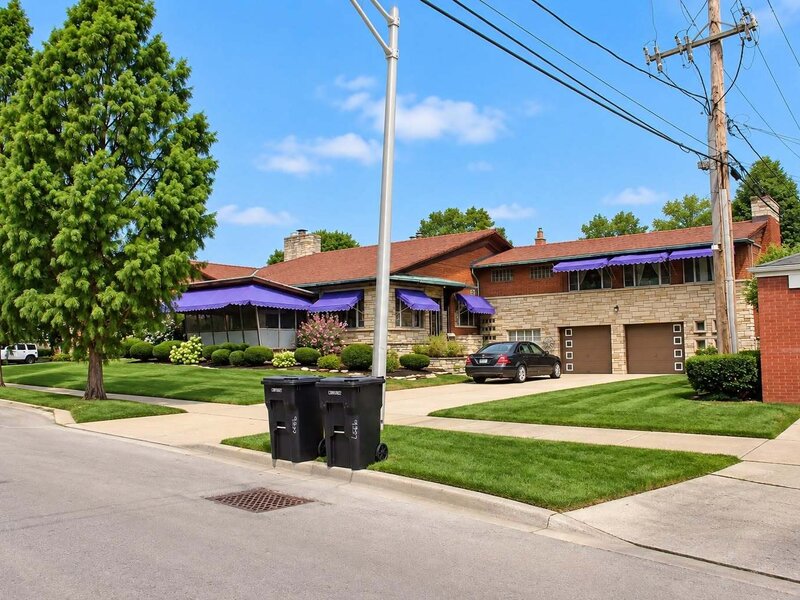 9357 S Bell Avenue Chicago IL 60643