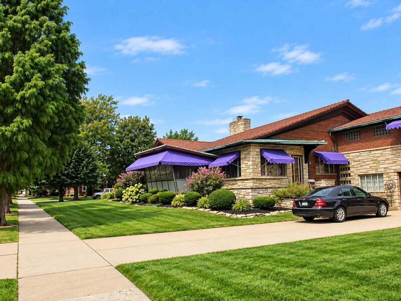 9357 S Bell Avenue Chicago IL 60643