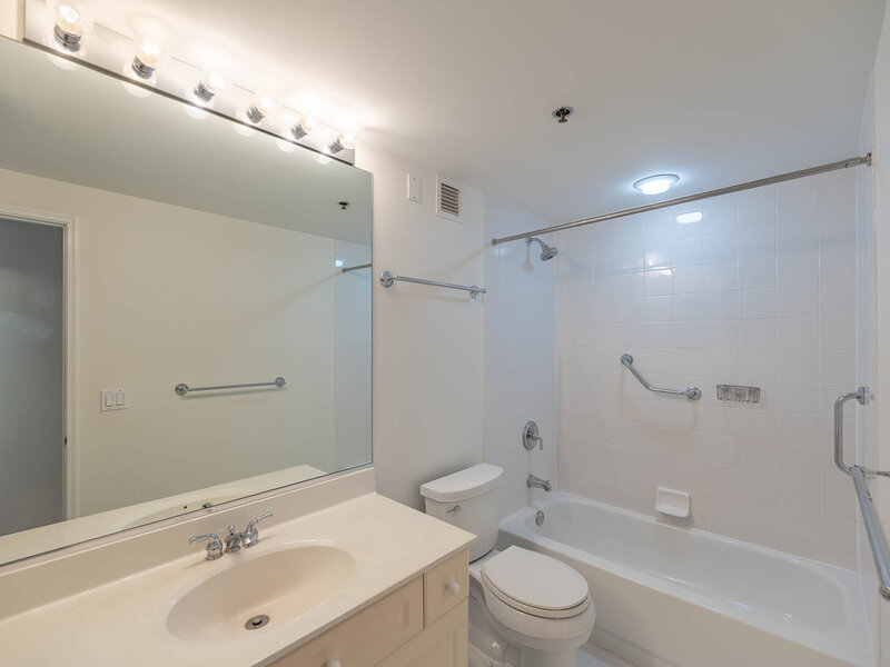 55 W Delaware Place Chicago IL 60610