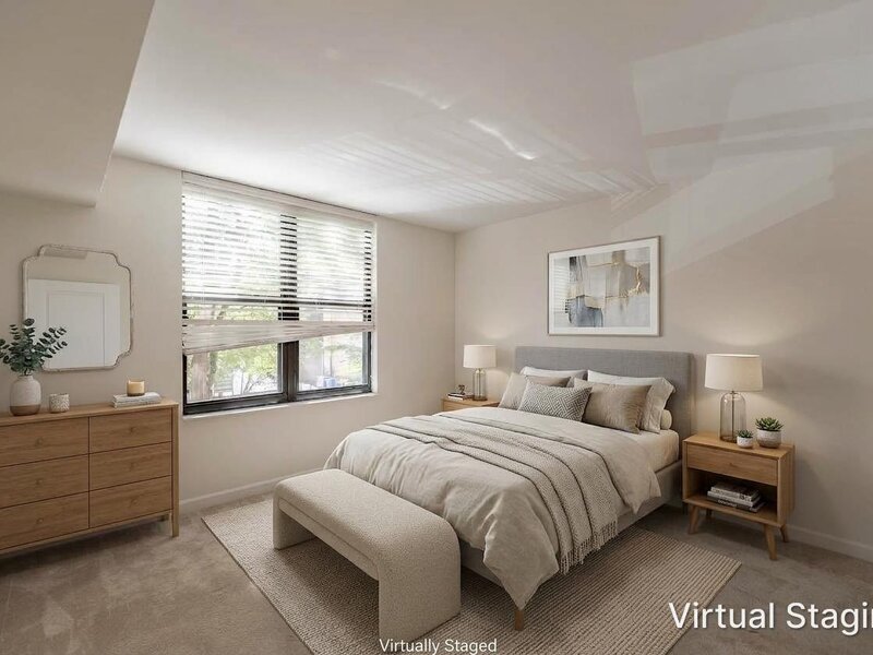 55 W Delaware Place Chicago IL 60610