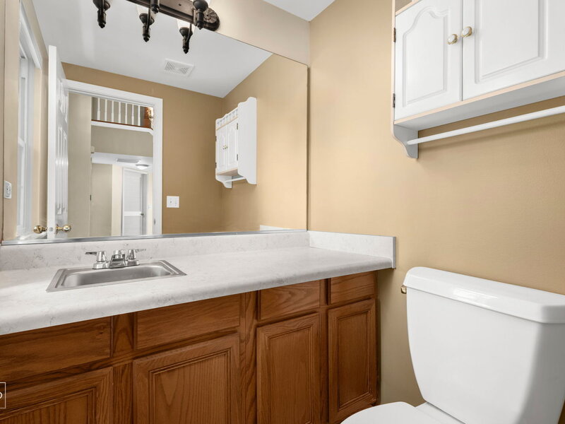 2041 Clarewood Lane Mundelein IL 60060