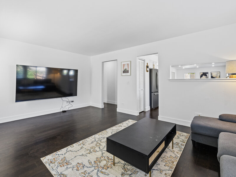 2462 Green Valley Court Aurora IL 60503