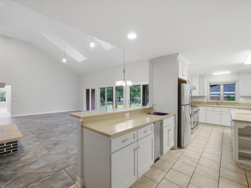 607 Birch Avenue Lake Bluff IL 60044