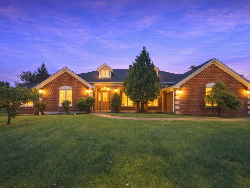 607 Birch Avenue Lake Bluff IL 60044